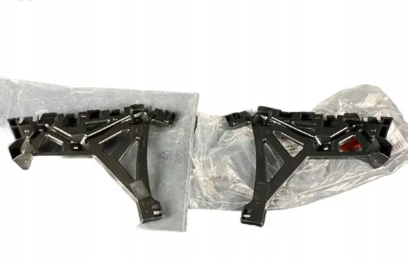 Renault Twingo III Rear bumper mounting bracket 850442507R 850457396R