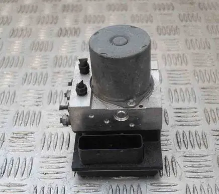 BMW 5 E60 E61 ABS Pump