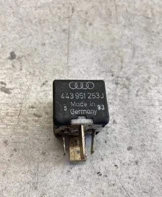 Audi A3 S3 8L Other relay 443951253j