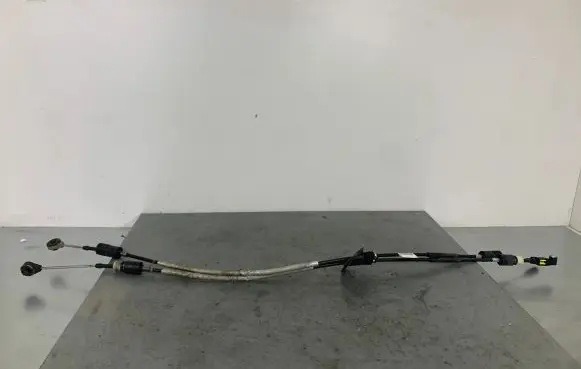 Volvo V60 Gear shift cable linkage 30783386