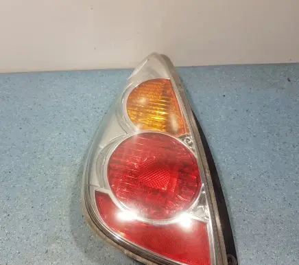 Suzuki Liana Rear/tail lights
