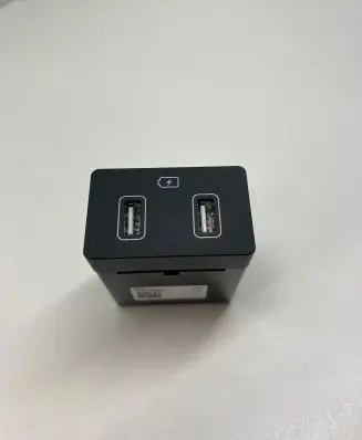 USB socket connector