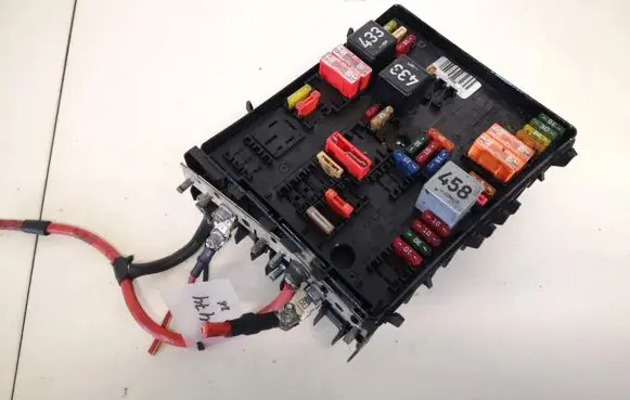 Audi A3 S3 8P Fuse box set 1k0937124h