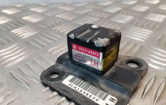 Subaru Legacy Airbag deployment crash/impact sensor 98231AE010 1876003480
