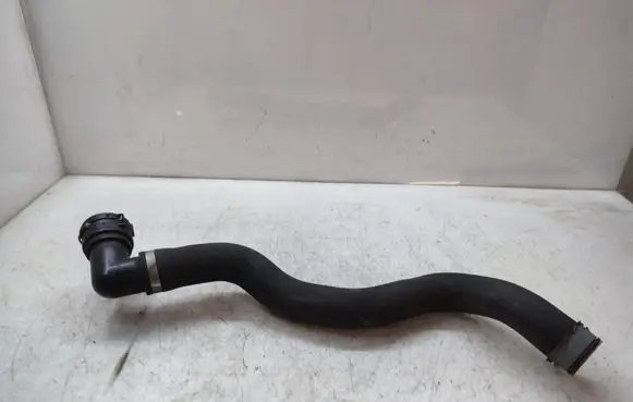 Mercedes-Benz ML W166 Engine coolant pipe/hose A1665000475