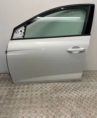 Renault Megane IV Front door