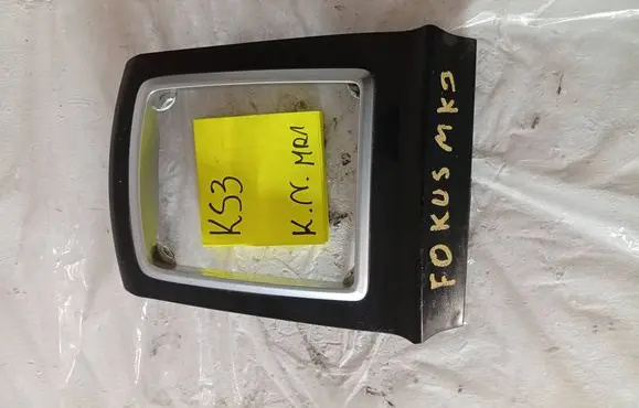 Ford Focus Wing mirror glass 320012