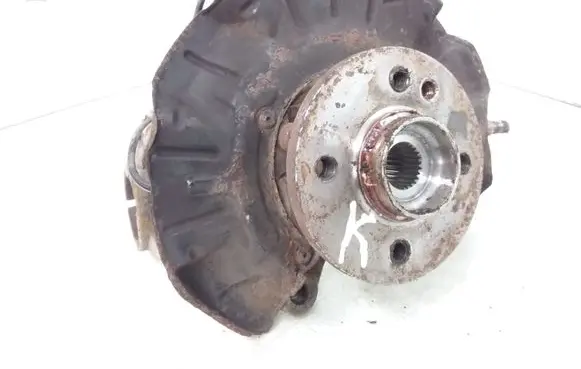 Mini One - Cooper R50 - 53 Front wheel hub spindle knuckle 62165410