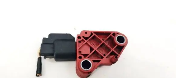Volvo C30 Airbag deployment crash/impact sensor 30737138