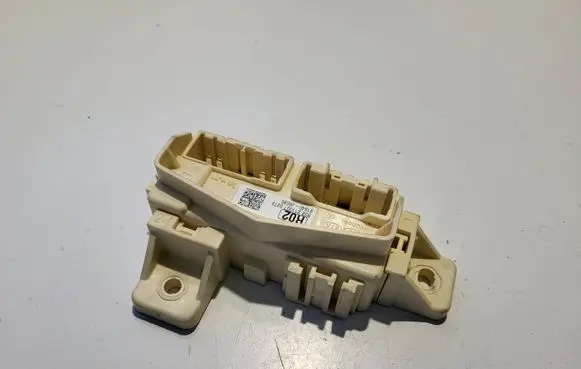 Hyundai Kona I Fuse module