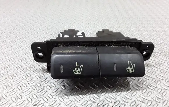 KIA Magentis Seat heating switch