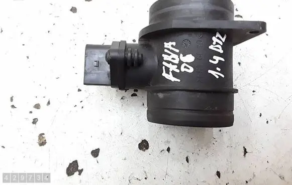 Skoda Fabia Mk1 (6Y) Mass air flow meter 0281002531 038906461B