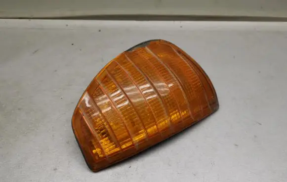 Mercedes-Benz W123 Front indicator light