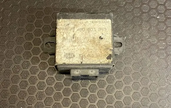Audi A6 S6 C5 4B Light module LCM 4B0907357