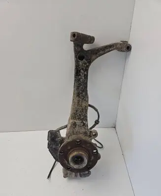 Audi A6 S6 C5 4B Front wheel hub spindle knuckle 8D0407257
