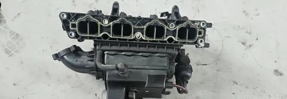 Chevrolet Aveo Intake manifold 55561187 2900315249 0261230146
