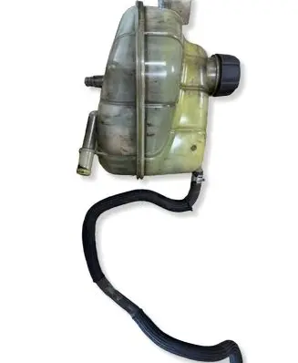 Nissan Qashqai Coolant expansion tank/reservoir ZBIORNIKWYRJ11