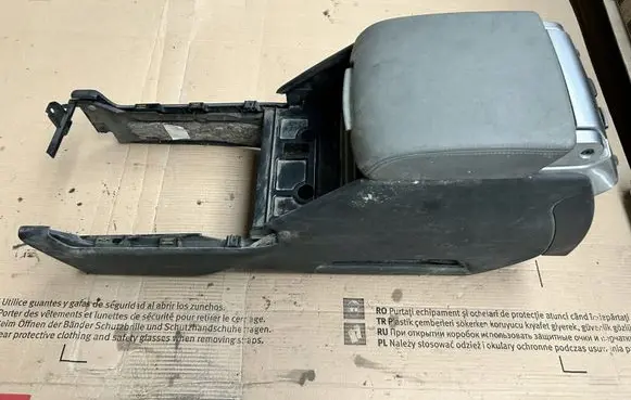 Land Rover Range Rover L322 Center console FJZ500130