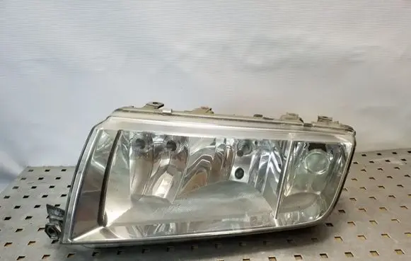 Skoda Fabia Mk1 (6Y) Headlight/headlamp 246365