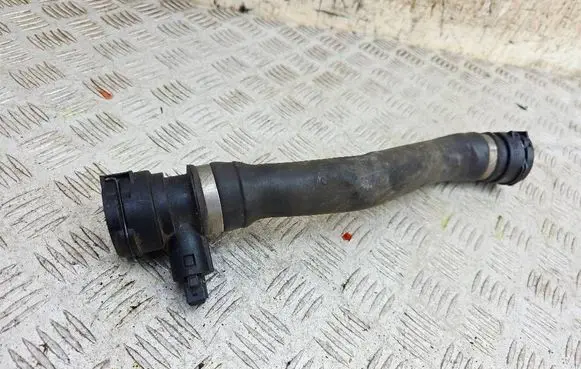 BMW 3 E46 Engine coolant pipe/hose 7516416 7516418