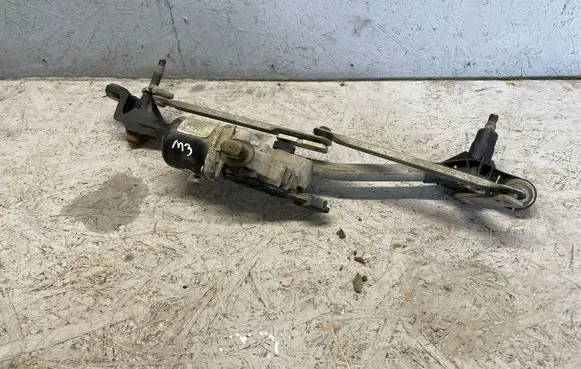 Renault Megane III Front wiper linkage and motor 9259072 W1794
