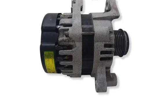 KIA Rio Generator/alternator 3730004950 135V130A 8400383