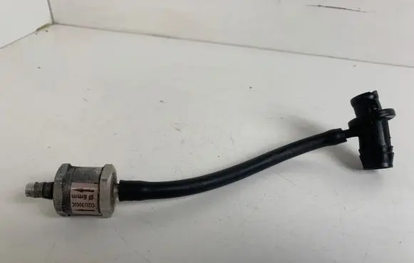 Saab 9-3 Ver1 Breather hose/pipe 55560443