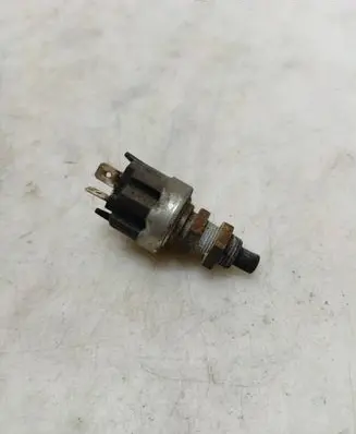 Volkswagen II LT Brake pedal sensor switch 0005459809