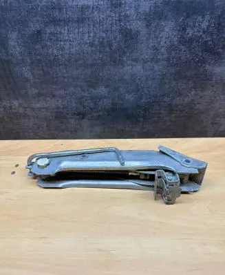 Audi A4 S4 B5 8D Lift Jack 8L0011031A