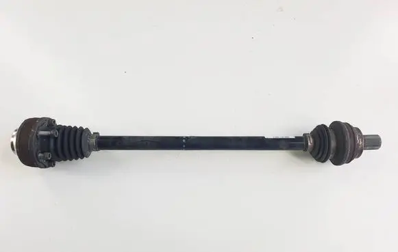Rear driveshaft