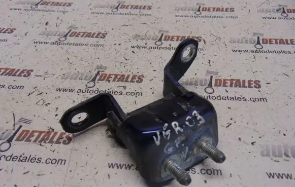 Toyota Corolla Verso E121 Rear door upper hinge