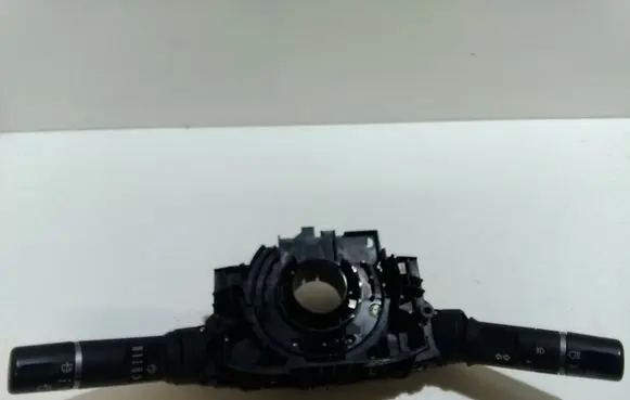 Mazda 2 Wiper turn signal indicator stalk/switch DF7166120B DF7166122 DF7166128