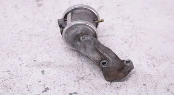 Audi Q5 SQ5 EGR valve 06E131102B