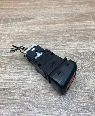Nissan Almera Tino Hazard light switch 06016 8NILESJAPAN