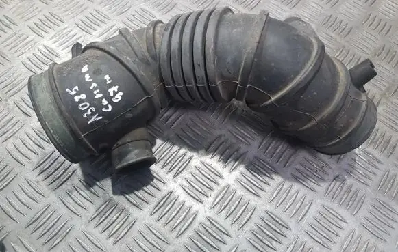 Mitsubishi Carisma Air intake hose/pipe MR312759
