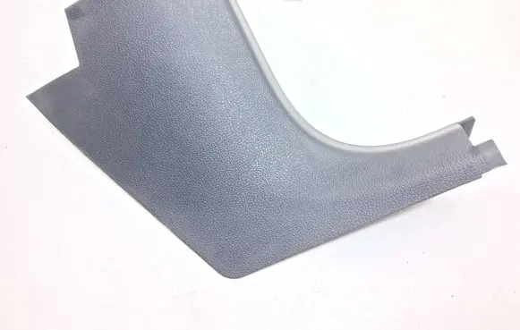 Volkswagen PASSAT B7 USA Front sill trim cover 561863484