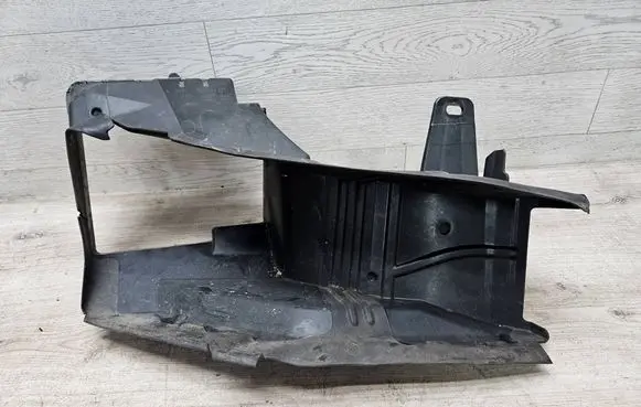 Peugeot 508 II Intercooler air guide/duct channel 9813645080