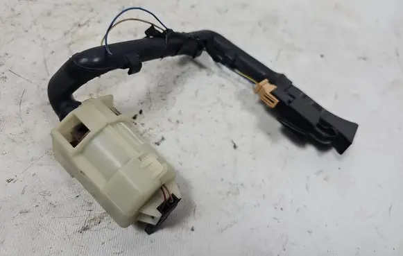 Audi A3 S3 8L Engine control unit/module fan 8L1820547 8L0820541