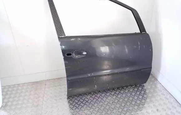 Door (2 Door Coupe)