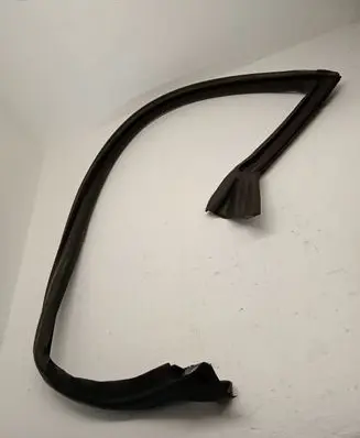 Ford Mustang VI Rubber seal front coupe door 32160040