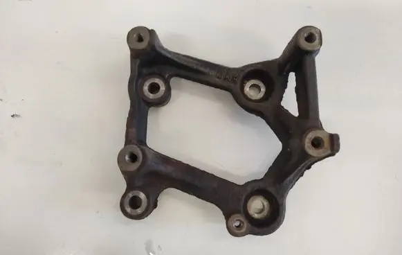 Rover 620 A/C compressor mount bracket 
