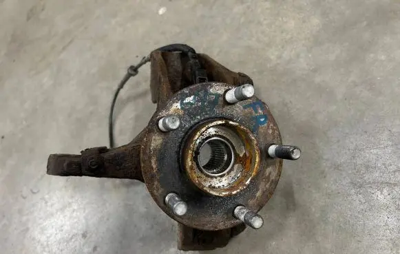 Volvo V50 Front wheel hub spindle knuckle