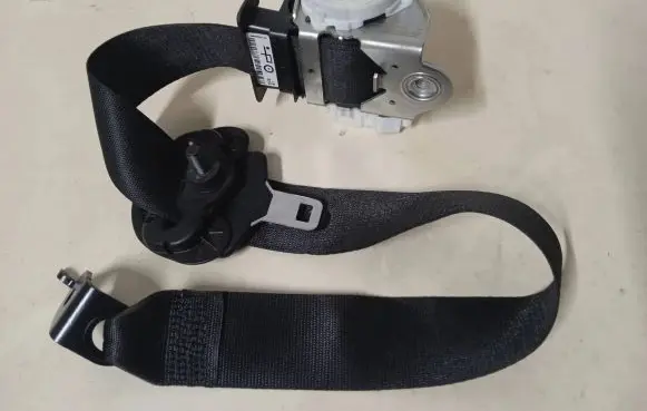 BMW 2 F22 F23 Front seatbelt 34097872C