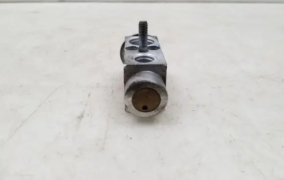 Mercedes-Benz Sprinter W906 Valve A2308300184