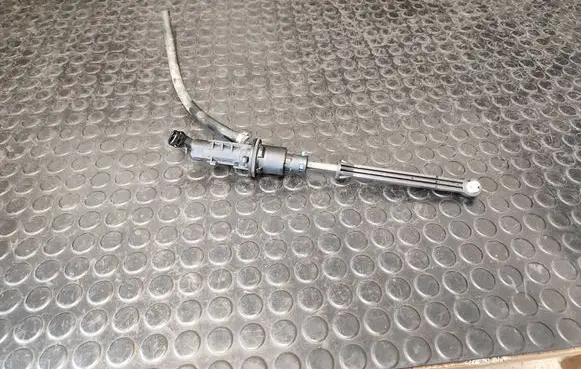 Citroen C4 II Clutch slave cylinder 9673478780
