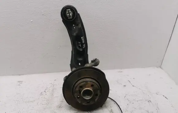 Mercedes-Benz B W246 W242 Rear wheel hub