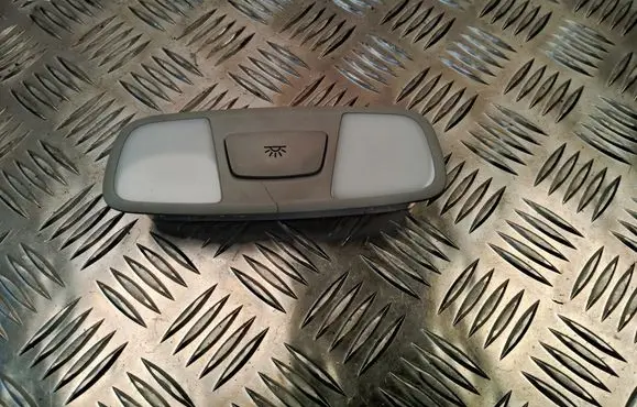 Audi Q3 8U Rear seat light 8U0947111 0253M101 113239230512