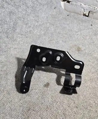 Porsche Cayenne (9Y0 9Y3) Front Brake Caliper Pad/Carrier 9Y0821168A 7Z9171