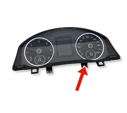 Volkswagen Tiguan Speedometer (instrument cluster) 5N0920883E