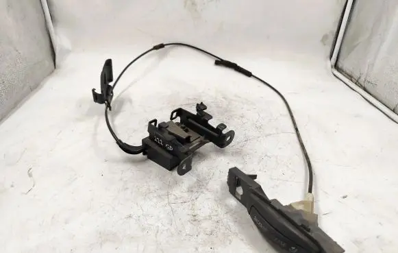 Volvo S80 Seat back rest lock catch 34499101 3493801